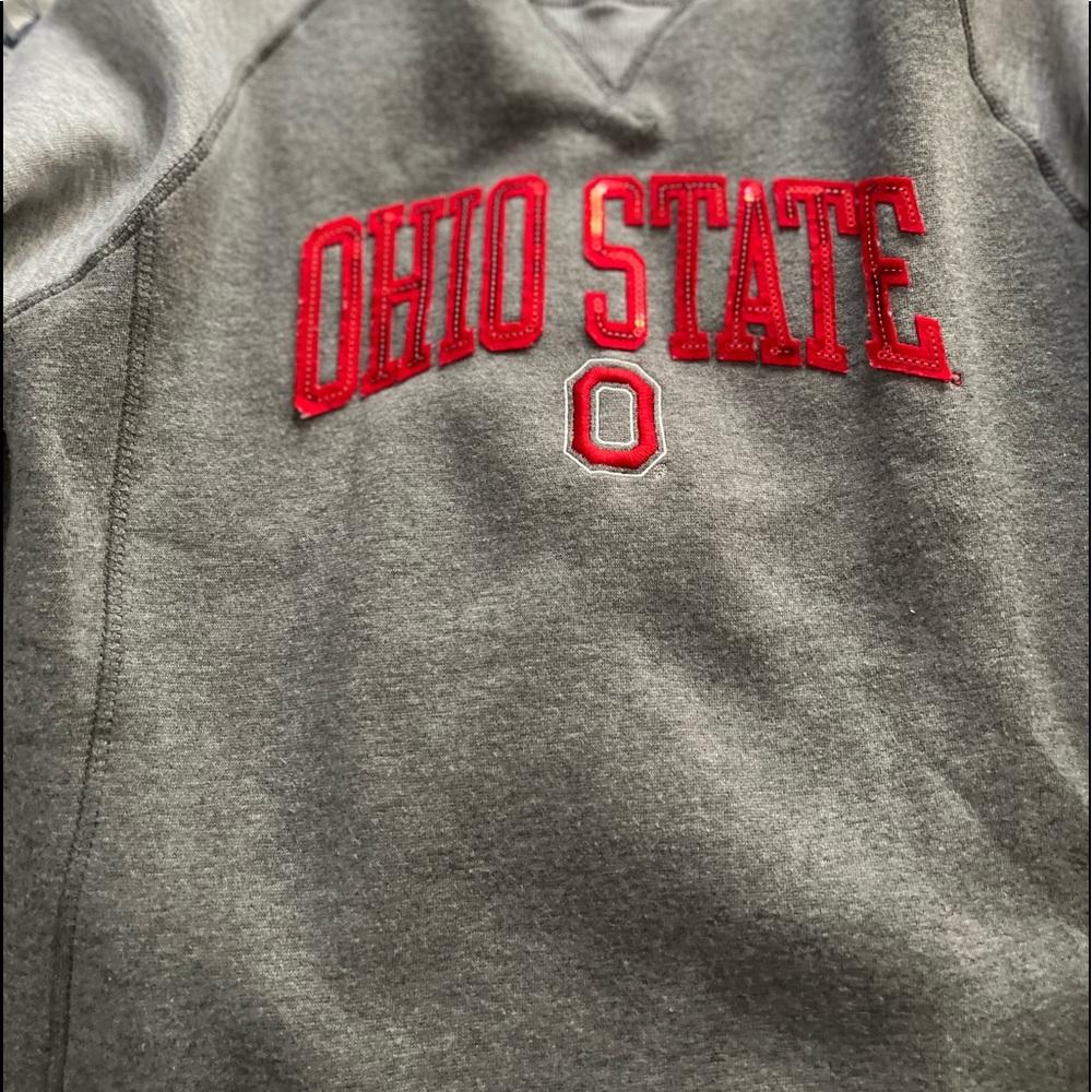 Super cute scarlet and two tone gray crew neck sweatshirt size XL Ohio State